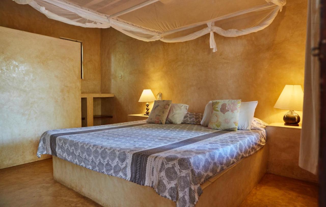 Banana House And Wellness Centre Hotel Lamu Buitenkant foto